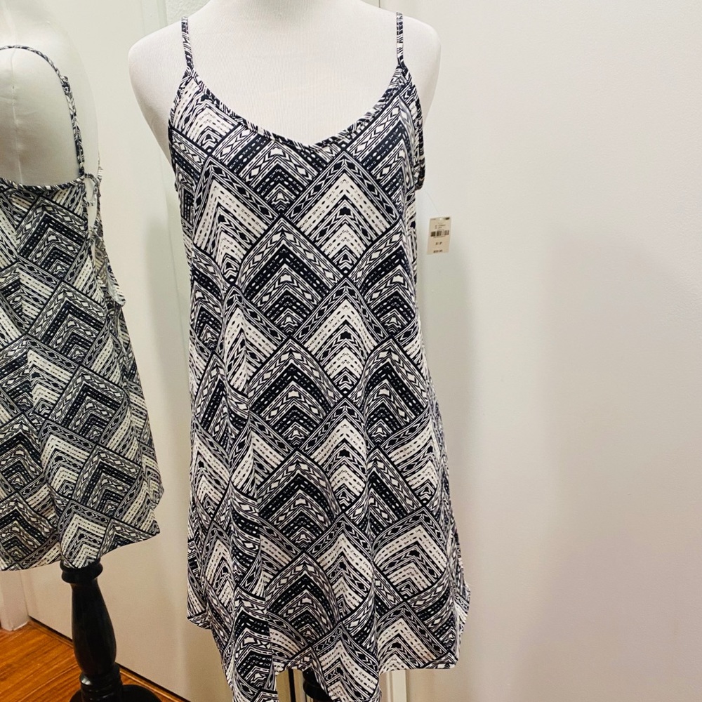 NWT Victoria Secret coverup